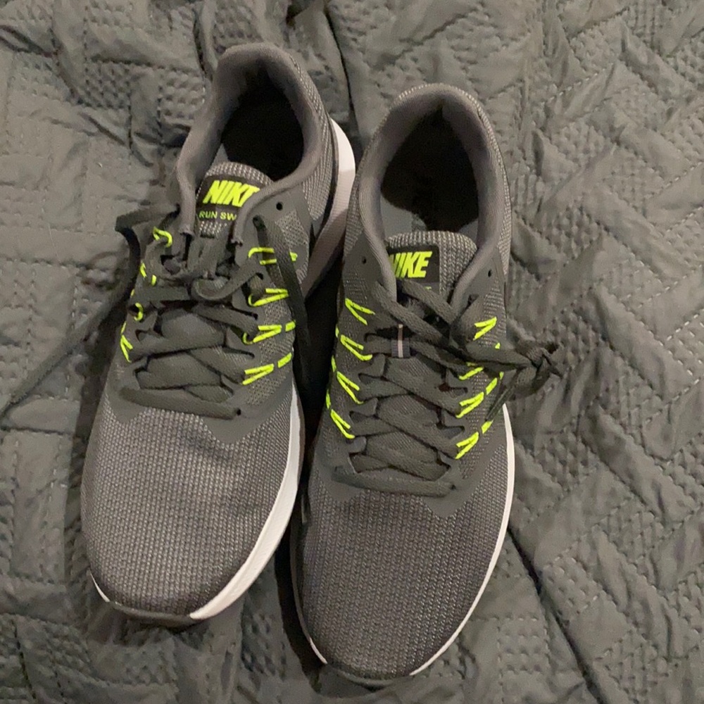 Nike never worn size 8
